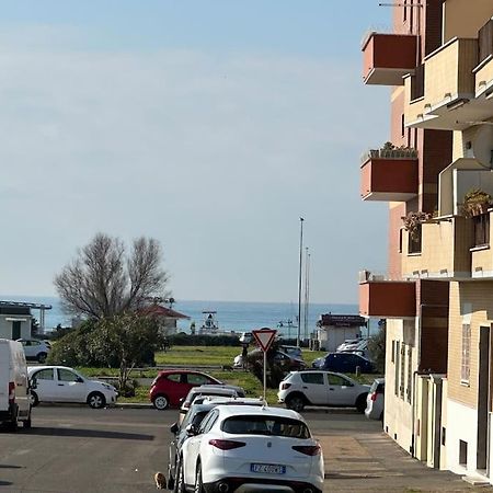Casa Rostri Lido di Ostia Exterior foto